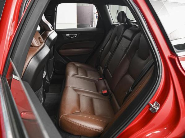 Volvo XC60 II с пробегом 2018 года, цена 3 224 000 рублей, 195301 км, внедорожник, Автокод Объявления