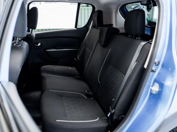 Renault Sandero II Рестайлинг с пробегом 2019 года, цена 1 380 000 рублей, 59040 км, хэтчбек, Автокод Объявления