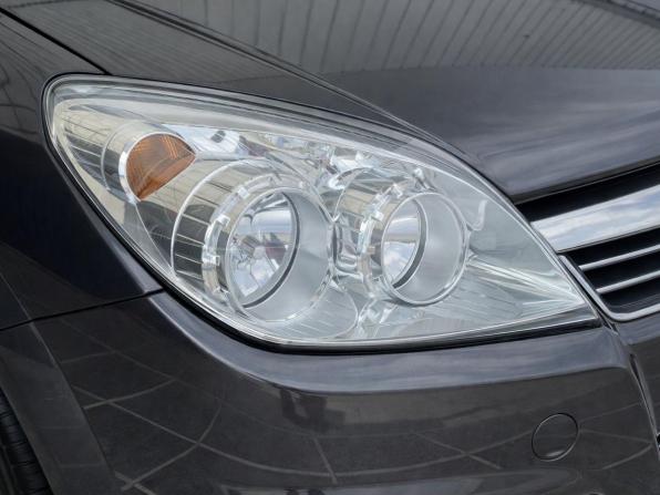 Opel Astra H Рестайлинг с пробегом 2012 года, цена 720 000 рублей, 87009 км, седан, Автокод Объявления