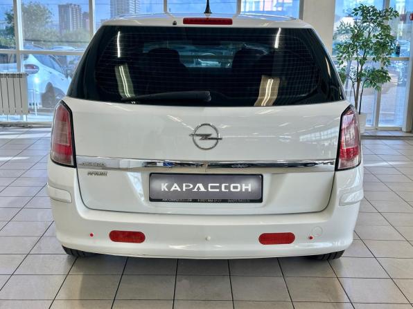 Opel Astra H Рестайлинг с пробегом 2014 года, цена 690 000 рублей, 110000 км, универсал, Автокод Объявления