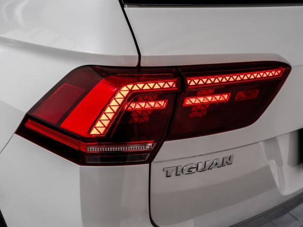 Volkswagen Tiguan II с пробегом 2016 года, цена 2 449 000 рублей, 60208 км, внедорожник, Автокод Объявления
