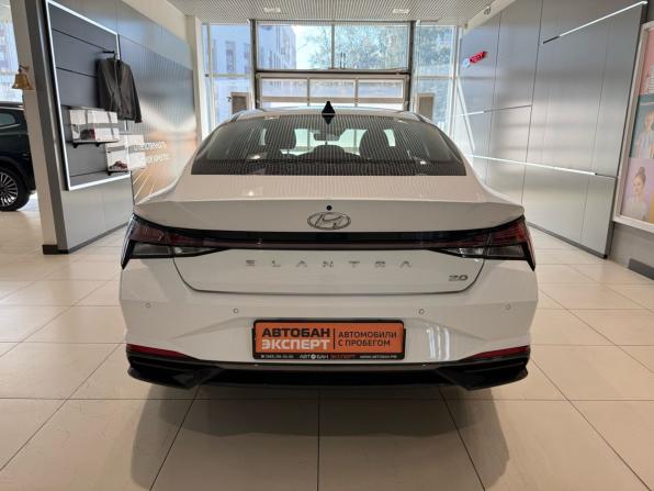 Hyundai Elantra VII (CN7) с пробегом 2023 года, цена 2 299 000 рублей, 60000 км, седан, Автокод Объявления