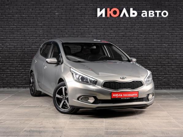 Kia Ceed II с пробегом 2013 года, цена 1 200 000 рублей, 146190 км, универсал, Автокод Объявления