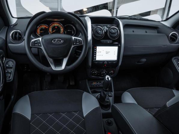 Lada (ВАЗ) Largus I Рестайлинг с пробегом 2025 года, цена 1 575 000 рублей, 5901 км, универсал, Автокод Объявления