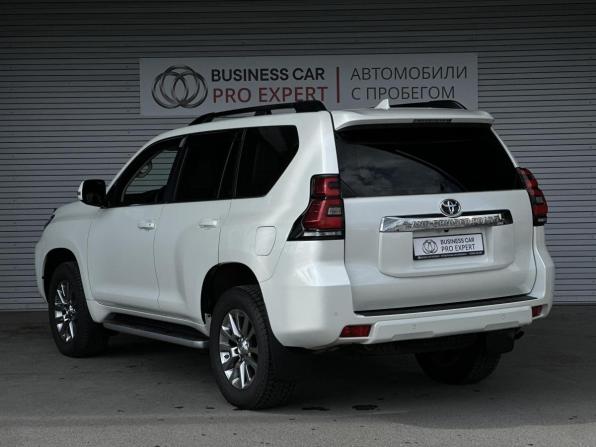 Toyota Land Cruiser Prado 150 Series Рестайлинг 3 с пробегом 2020 года, цена 7 890 000 рублей, 19017 км, внедорожник, Автокод Объявления