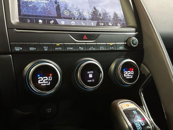 Jaguar E-Pace I с пробегом 2018 года, цена 2 799 000 рублей, 79045 км, внедорожник, Автокод Объявления