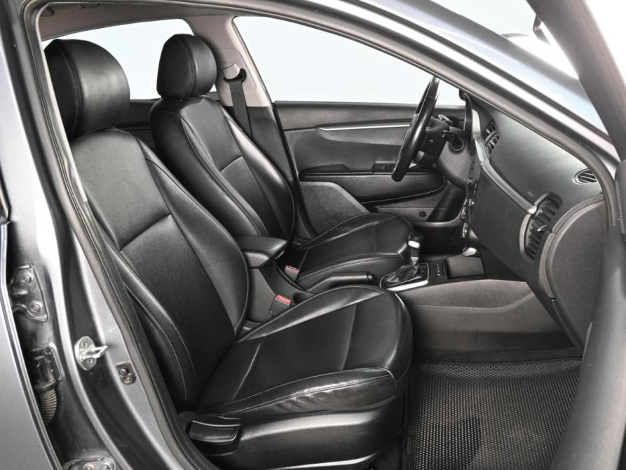 Kia Rio IV Рестайлинг Ростов-на-Дону  - изображение 8