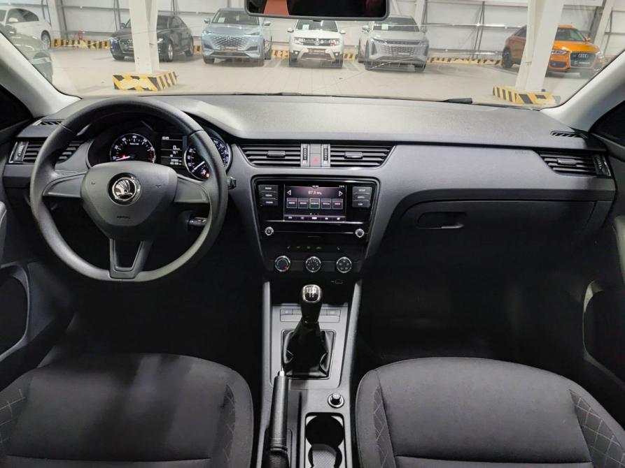 Skoda Octavia III (A7) Рестайлинг Набережные Челны  - изображение 16