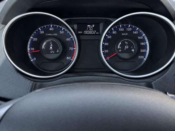 Hyundai ix35 I Рестайлинг с пробегом 2014 года, цена 1 176 000 рублей, 190719 км, внедорожник, Автокод Объявления