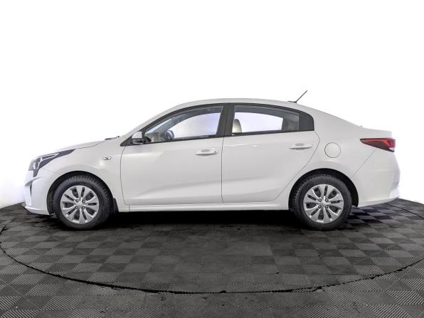 Kia Rio IV Рестайлинг с пробегом 2021 года, цена 1 680 000 рублей, 47426 км, седан, Автокод Объявления