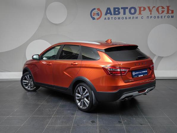 Lada (ВАЗ) Vesta I с пробегом 2019 года, цена 1 215 000 рублей, 51598 км, универсал, Автокод Объявления