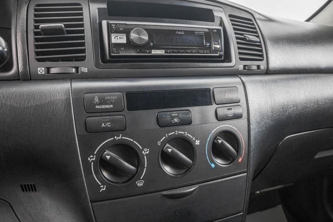 Toyota Corolla IX (E120 E130) Рестайлинг с пробегом 2005 года, цена 669 000 рублей, 340000 км, седан, Автокод Объявления