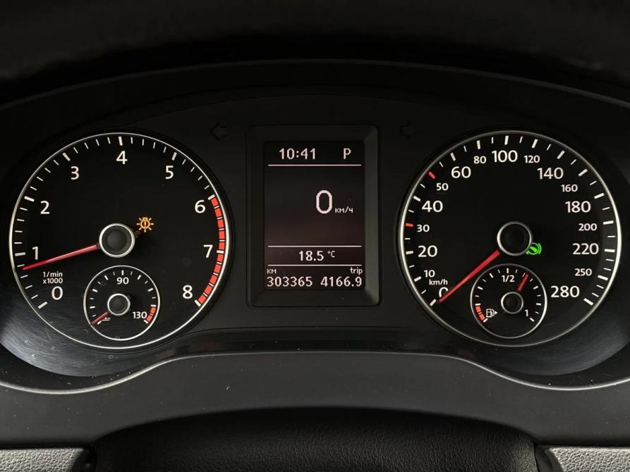 Volkswagen Jetta VI Казань  - изображение 8