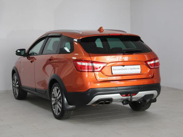 Lada (ВАЗ) Vesta I с пробегом 2018 года, цена 869 900 рублей, 211798 км, универсал, Автокод Объявления