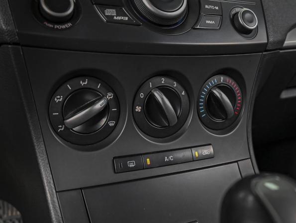 Mazda 3 II (BL) Рестайлинг с пробегом 2012 года, цена 1 169 000 рублей, 69773 км, хэтчбек, Автокод Объявления