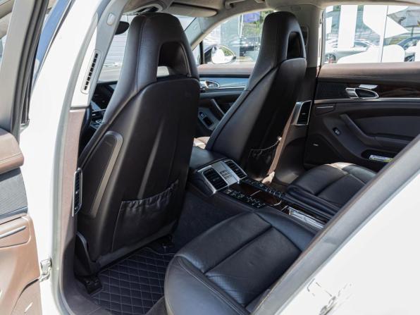 Porsche Panamera I с пробегом 2013 года, цена 3 045 000 рублей, 137131 км, лифтбек, Автокод Объявления