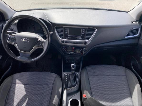 Hyundai Solaris II с пробегом 2018 года, цена 1 249 000 рублей, 124000 км, седан, Автокод Объявления
