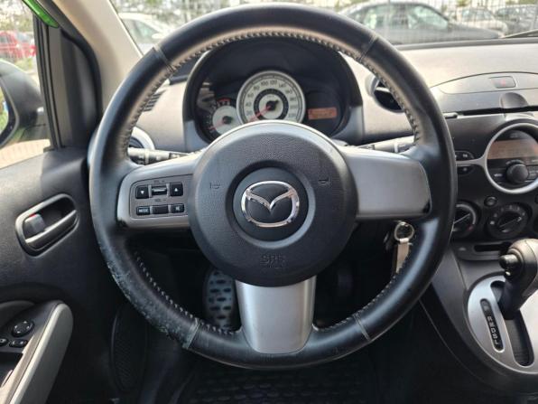 Mazda 2 II (DE) с пробегом 2009 года, цена 690 000 рублей, 92000 км, хэтчбек, Автокод Объявления