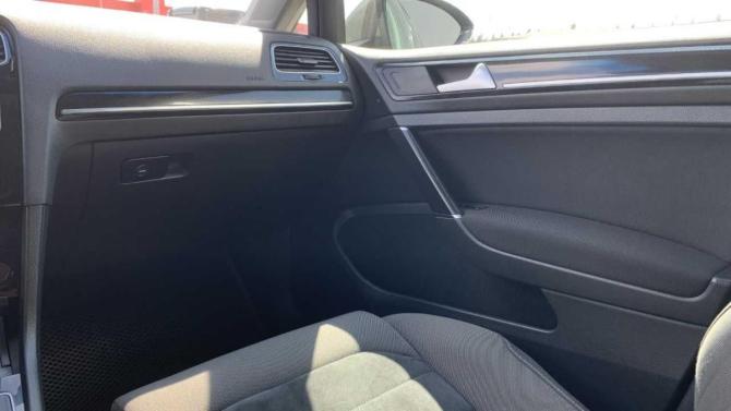 Volkswagen Golf VII с пробегом 2014 года, цена 1 350 000 рублей, 83010 км, хэтчбек, Автокод Объявления
