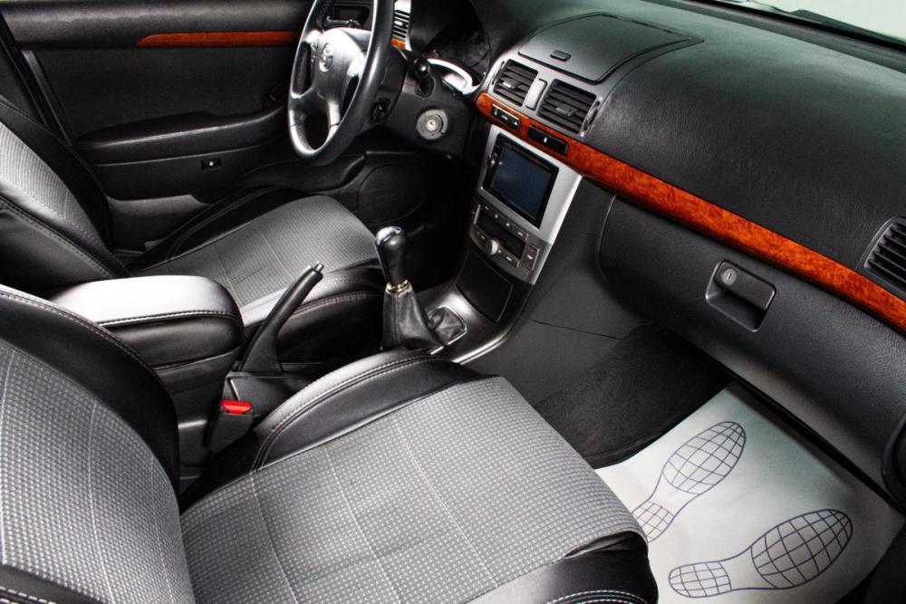 Toyota Avensis II Рестайлинг Сургут  - изображение 10