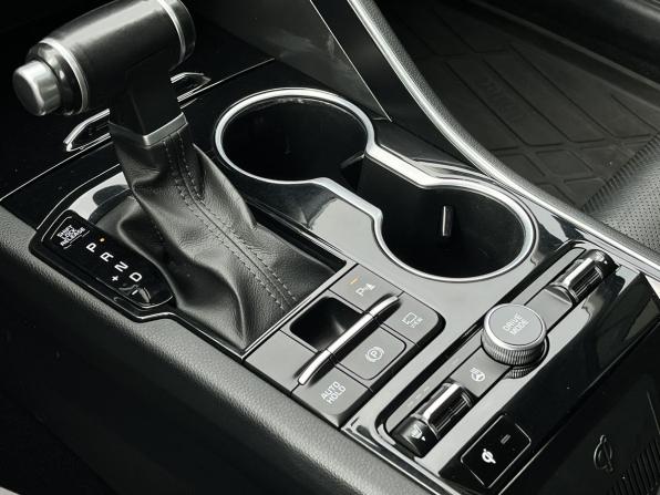 Kia K5 III с пробегом 2021 года, цена 2 640 000 рублей, 49519 км, седан, Автокод Объявления