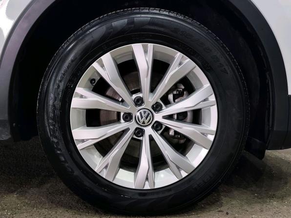 Volkswagen Tiguan II с пробегом 2018 года, цена 2 343 000 рублей, 159467 км, внедорожник, Автокод Объявления