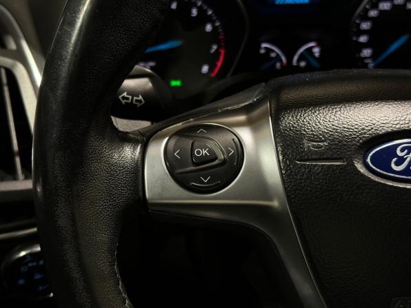 Ford Focus III с пробегом 2012 года, цена 730 000 рублей, 223026 км, хэтчбек, Автокод Объявления