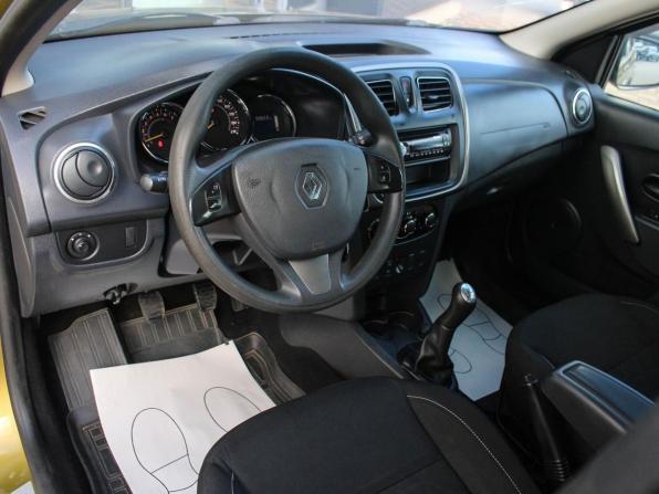 Renault Sandero II с пробегом 2015 года, цена 946 000 рублей, 99720 км, хэтчбек, Автокод Объявления
