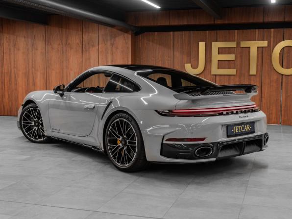 Porsche 911 VIII (992) Рестайлинг с пробегом 2026 года, цена 44 900 000 рублей, 17 км, купе, Автокод Объявления