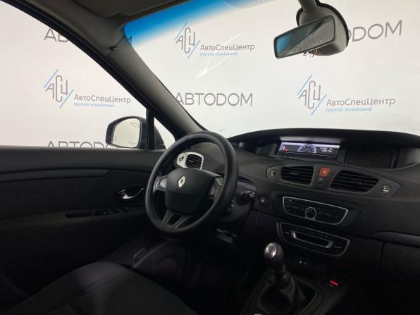 Renault Scenic III с пробегом 2010 года, цена 649 000 рублей, 312503 км, компактвэн, Автокод Объявления