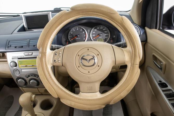 Mazda Demio II (DY) с пробегом 2004 года, цена 399 000 рублей, 230000 км, хэтчбек, Автокод Объявления