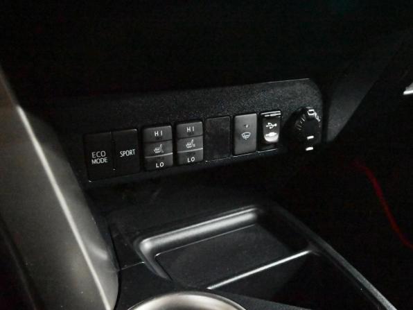 Toyota RAV4 IV (XA40) с пробегом 2014 года, цена 2 390 000 рублей, 117333 км, внедорожник, Автокод Объявления