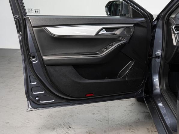JAC J7 I с пробегом 2023 года, цена 1 400 000 рублей, 55807 км, лифтбек, Автокод Объявления