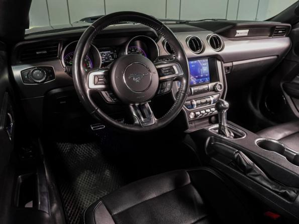 Ford Mustang VI Рестайлинг с пробегом 2021 года, цена 2 709 000 рублей, 35526 км, купе, Автокод Объявления