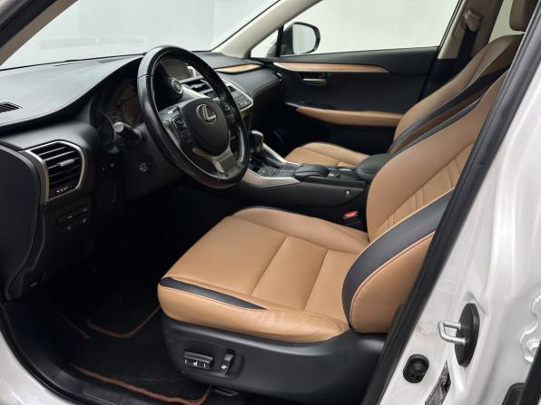 Lexus NX I с пробегом 2016 года, цена 2 550 000 рублей, 143601 км, внедорожник, Автокод Объявления