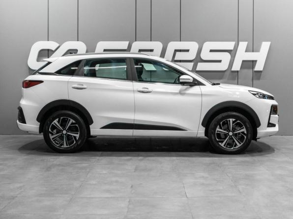 JAC JS6 с пробегом 2023 года, цена 2 250 000 рублей, 10661 км, внедорожник, Автокод Объявления