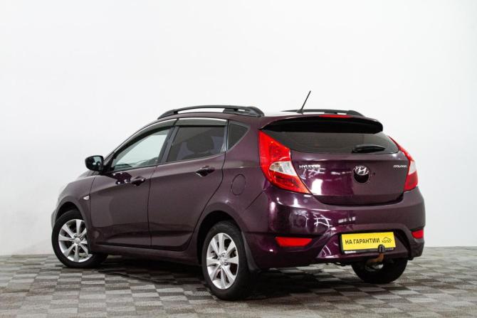 Hyundai Solaris I с пробегом 2011 года, цена 499 000 рублей, 211998 км, хэтчбек, Автокод Объявления