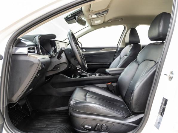 Kia K5 III с пробегом 2021 года, цена 2 268 000 рублей, 103009 км, седан, Автокод Объявления
