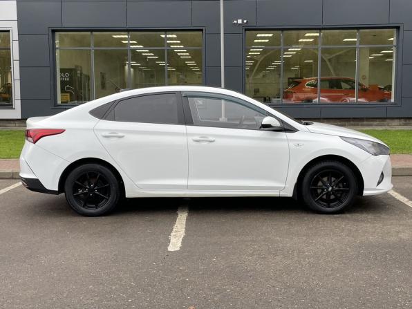 Hyundai Solaris II Рестайлинг с пробегом 2020 года, цена 1 150 000 рублей, 210993 км, седан, Автокод Объявления