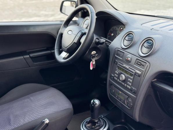 Ford Fusion I Рестайлинг с пробегом 2007 года, цена 449 000 рублей, 239000 км, хэтчбек, Автокод Объявления