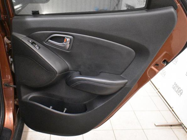 Hyundai ix35 I Рестайлинг с пробегом 2014 года, цена 1 299 000 рублей, 166941 км, внедорожник, Автокод Объявления