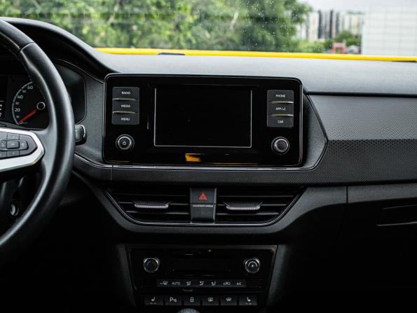 Volkswagen Polo VI с пробегом 2021 года, цена 1 715 000 рублей, 89156 км, лифтбек, Автокод Объявления