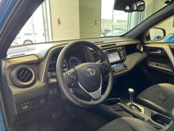 Toyota RAV4 IV (XA40) Рестайлинг с пробегом 2016 года, цена 2 720 000 рублей, 90100 км, внедорожник, Автокод Объявления