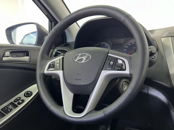 Hyundai Solaris I Рестайлинг с пробегом 2015 года, цена 899 000 рублей, 140554 км, седан, Автокод Объявления