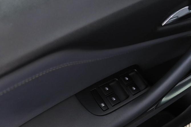 Opel Zafira C с пробегом 2012 года, цена 979 900 рублей, 238892 км, компактвэн, Автокод Объявления
