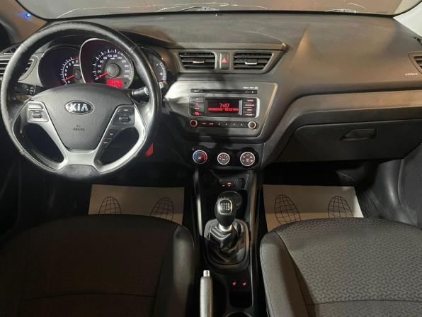 Kia Rio III Рестайлинг с пробегом 2017 года, цена 720 000 рублей, 144138 км, седан, Автокод Объявления