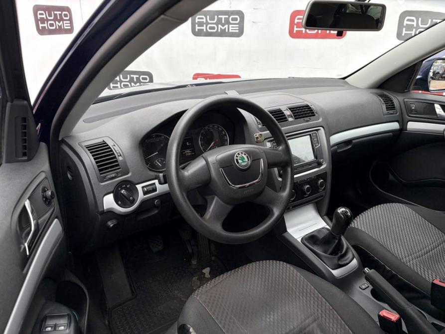 Skoda Octavia II (A5) Рестайлинг Санкт-Петербург  - изображение 8