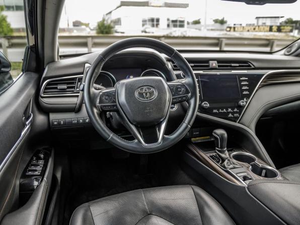 Toyota Camry VIII (XV70) с пробегом 2019 года, цена 2 548 000 рублей, 157592 км, седан, Автокод Объявления