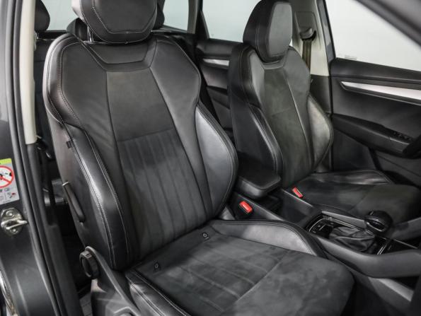 Skoda Karoq I с пробегом 2020 года, цена 1 989 000 рублей, 152480 км, внедорожник, Автокод Объявления