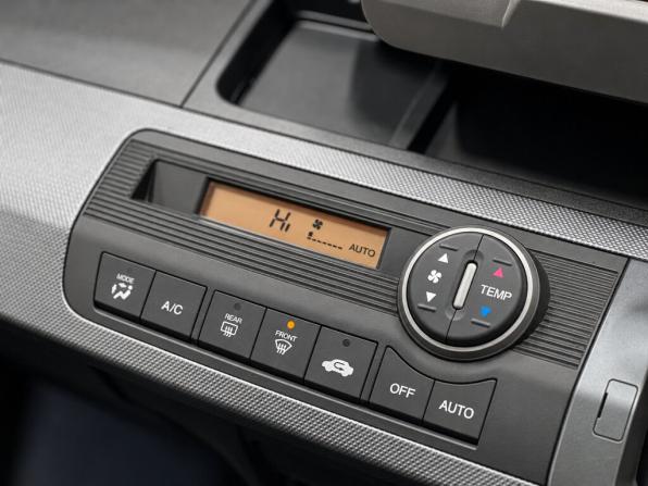 Honda Freed I с пробегом 2009 года, цена 1 000 000 рублей, 109000 км, компактвэн, Автокод Объявления